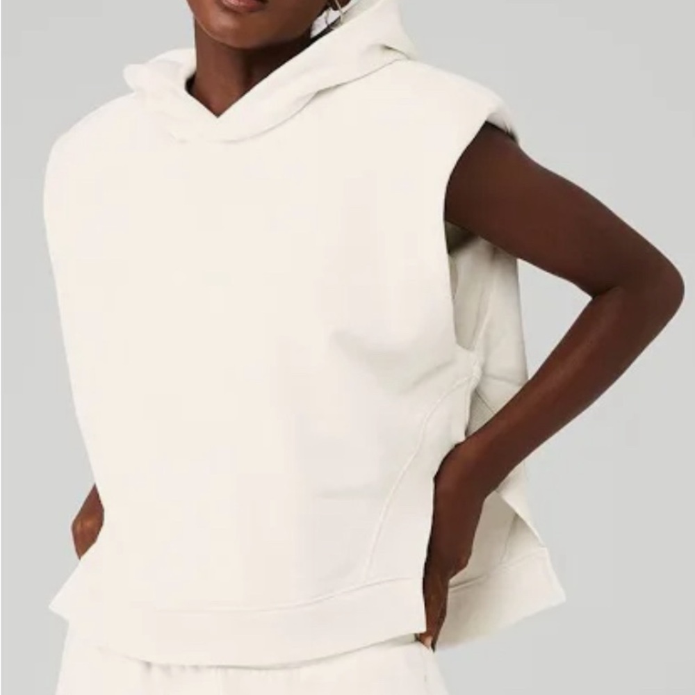 Alo Yoga Headliner Shoulder Pad Sleeveless Hoodie Sweatshirt in cream white